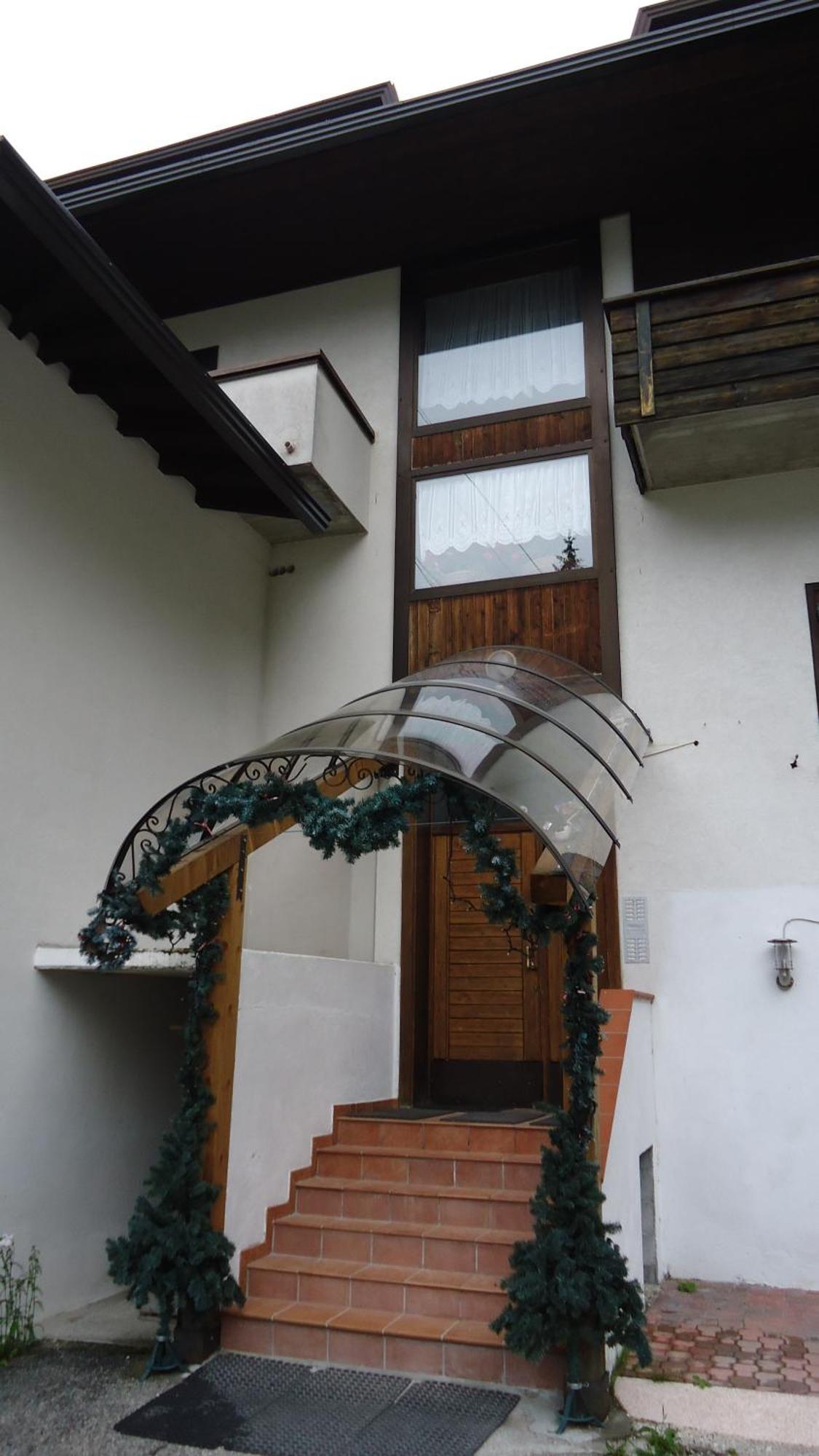 Residence Regina Delle Dolomiti Рокка-П'єторе Екстер'єр фото