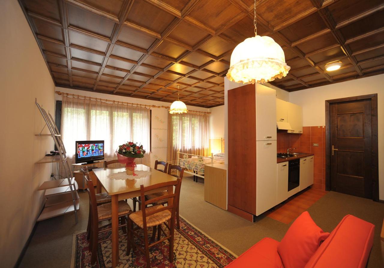 Residence Regina Delle Dolomiti Рокка-П'єторе Екстер'єр фото