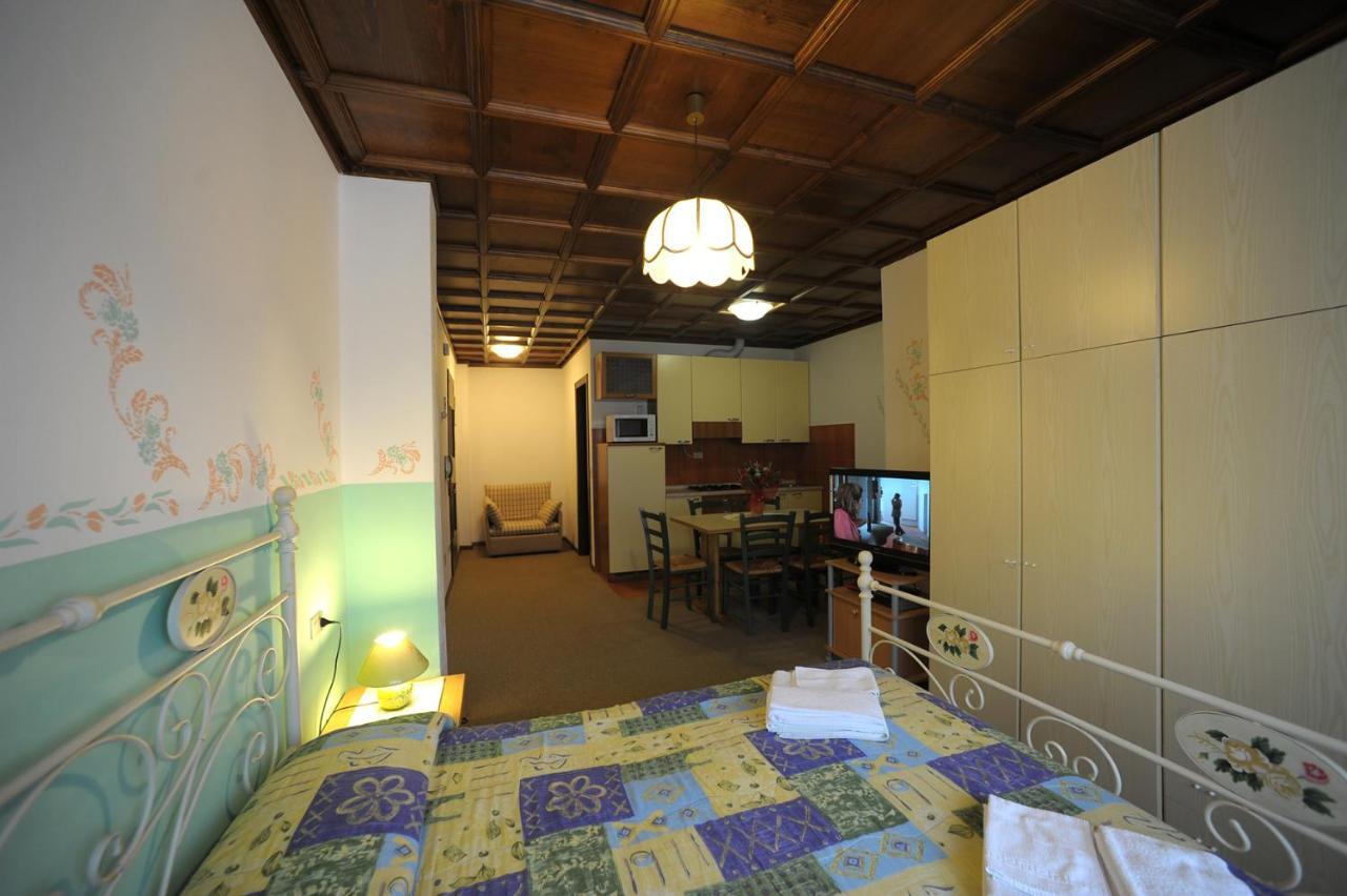 Residence Regina Delle Dolomiti Рокка-П'єторе Екстер'єр фото