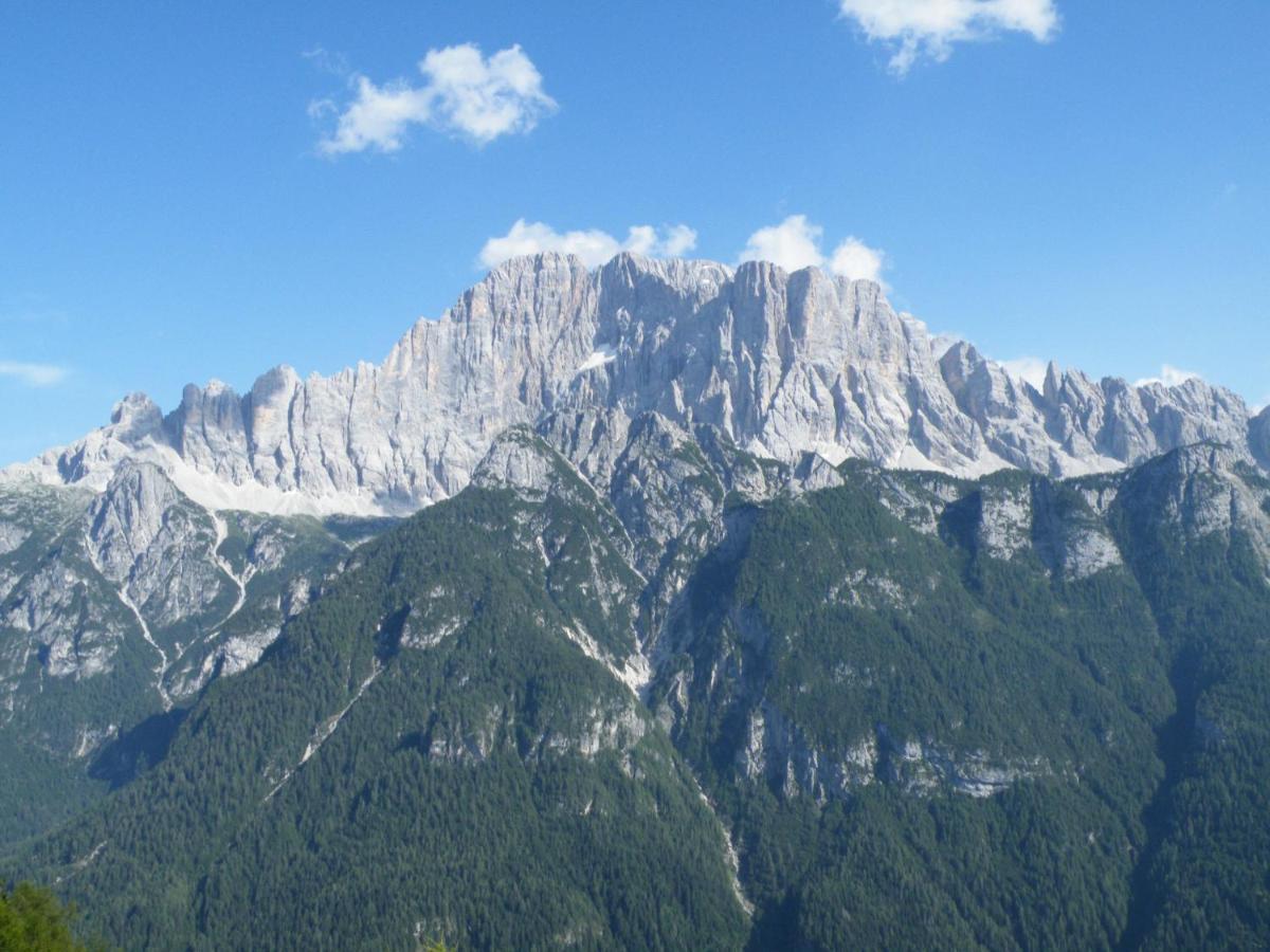 Residence Regina Delle Dolomiti Рокка-П'єторе Екстер'єр фото
